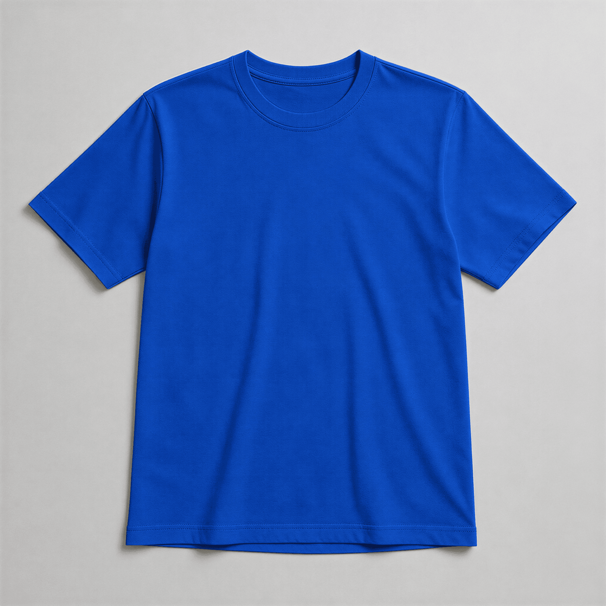 Camiseta básica na cor azul royal